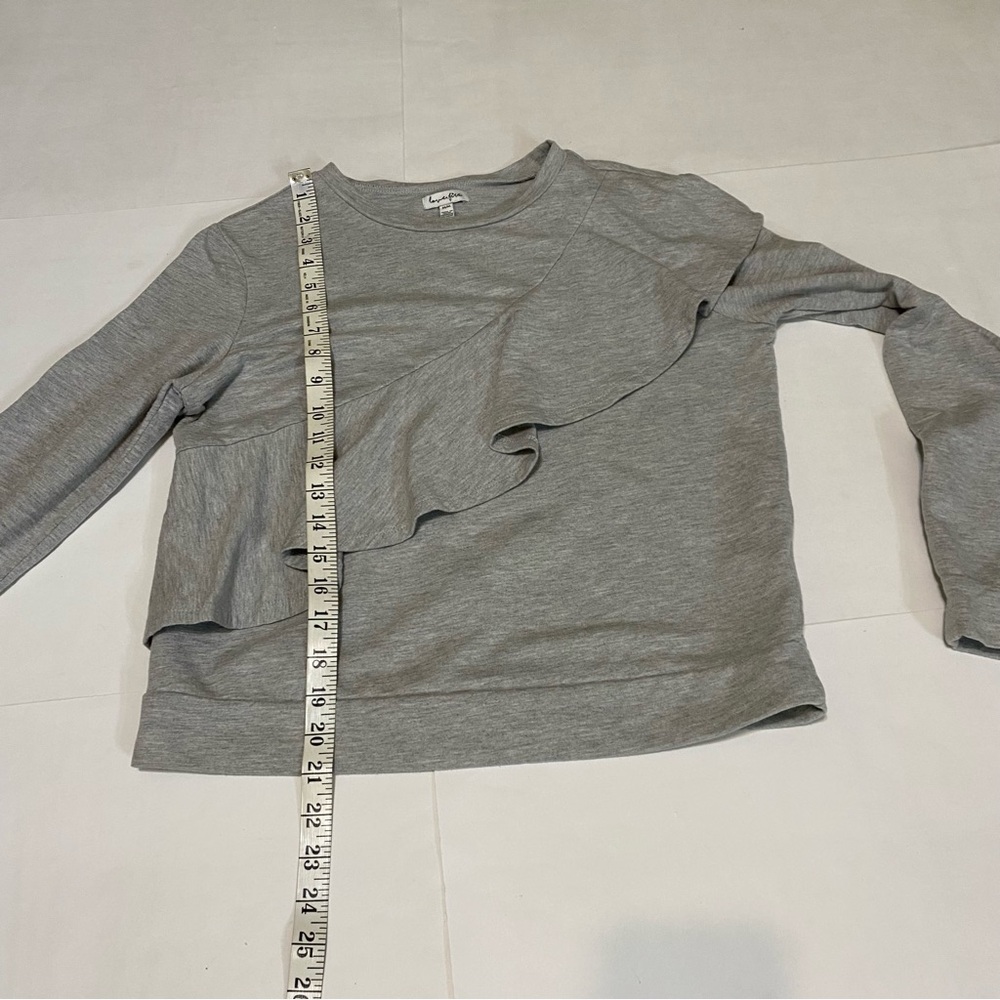 ❤️love, Fire Gray Ruffled Sweatshirt - Picture 9 of 11